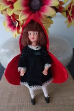 Sindys Sister Doll Patch Mini Auburn Wearing Birthday Party Outfit Variant 