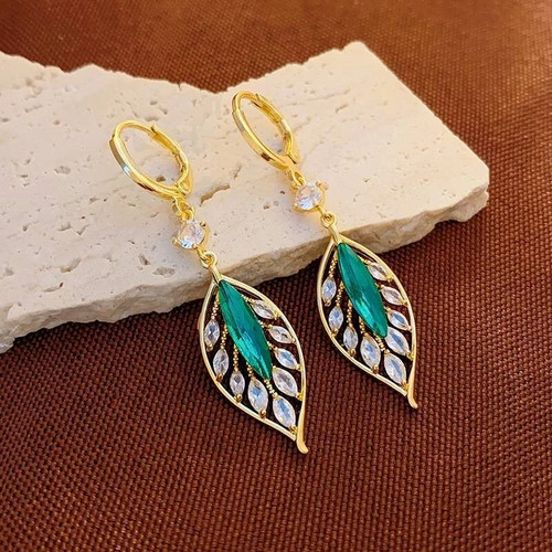 9ct gold emerald - ❤️,
