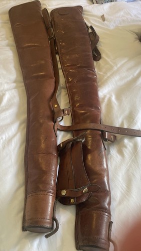 Pair leather ray ward gun - pair, of