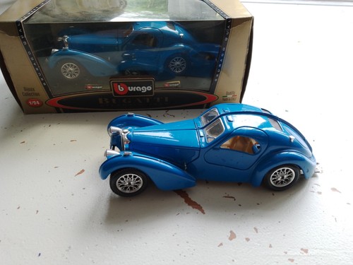 Burago scale bugatti - scale,