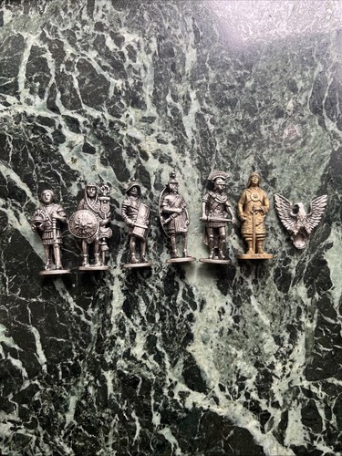 Miniature roman figurines - miniature,