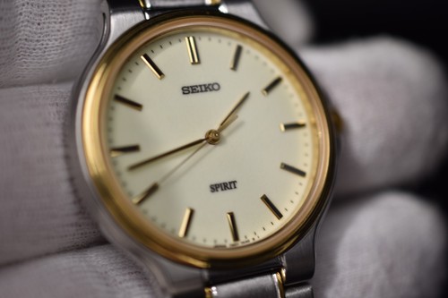 Seiko spirit 7n01 - spirit, silver