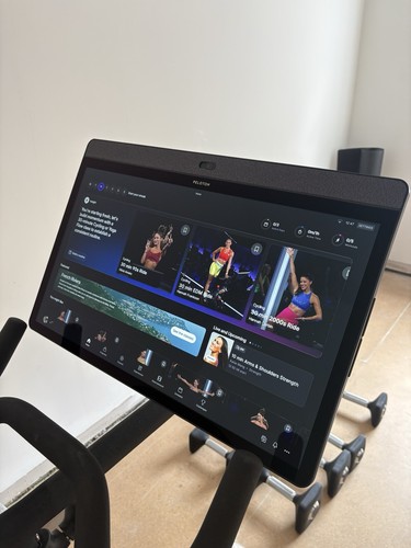 Peloton bike plus - bike+, screen