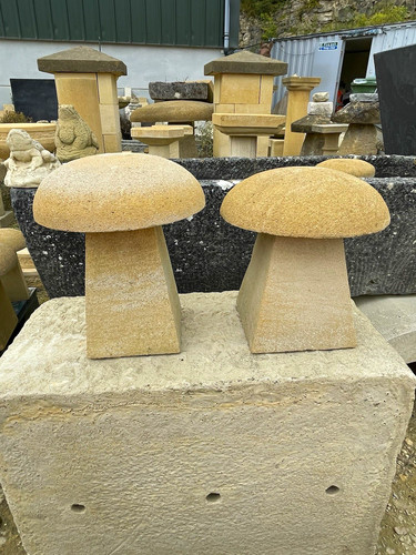 Pair cotswold stone - pair,