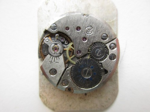 Peseux cal 7040 swiss watch - 7040,