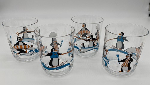 Vintage plastic penguins - vintage,