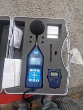 CASELLA CEL -450 KIT  SOUND LEVEL METER