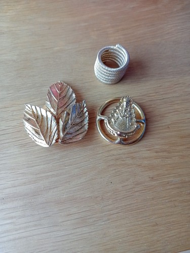 Vintage gold tone - tone,