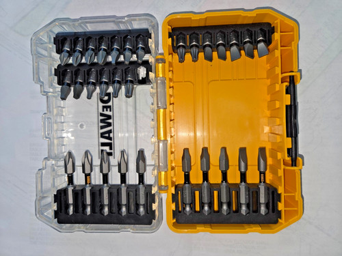 Dewalt tough case bit - 30,