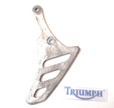 TRIUMPH SPRINT ST 1050 LOWER CHAIN GUARD SWINGING ARM CHAIN GUARD  2006 - 2008