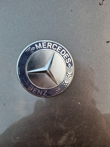 Bonnet logo mercedes w209 - mercedes, clk