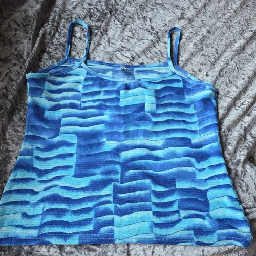 Size blue crop - , top