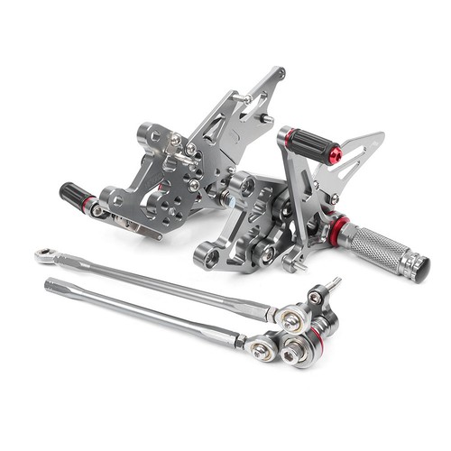 Rear foot pegs - rear,