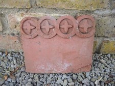 Antique Elaborate Garden Edging  (1048)