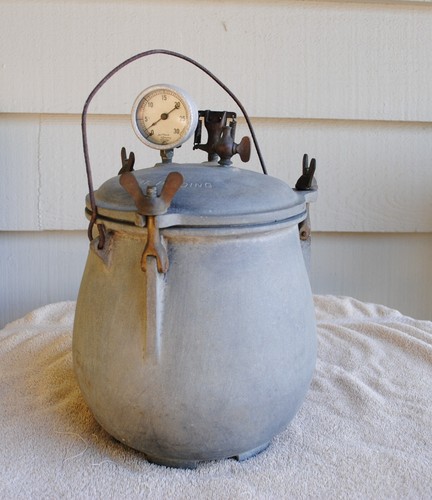 Vtg 1920 cast aluminum - 1920's,