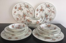 1991 Wedgwood ‘Philippa’ 4Person Setting, 19pce, Bone China, Part Dinner Service