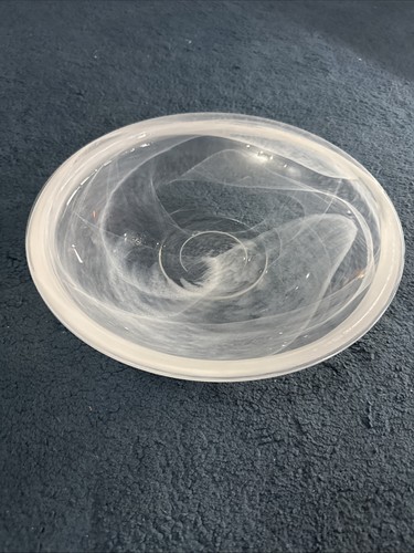 Clear and white swirl - clear,