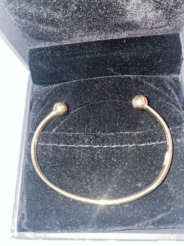 9ct yellow gold - gold, torque