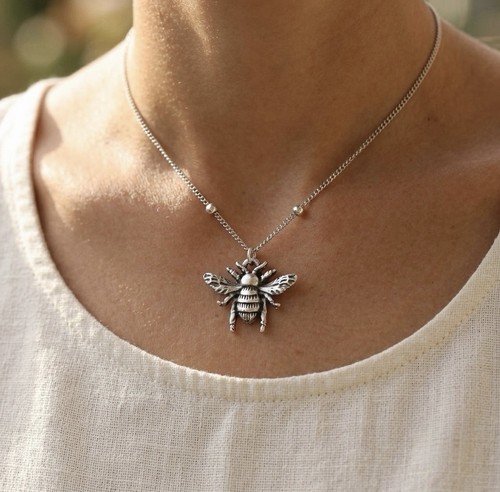 Silver tone bee charm - tone, pendant