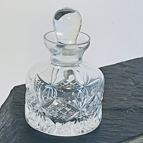 Vtg perfume bottle - vtg, cut