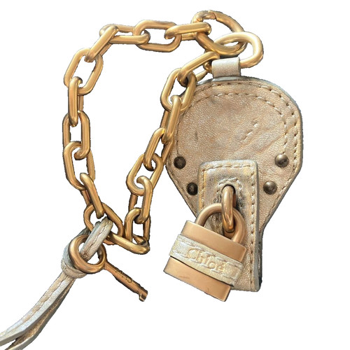 Chloe paddington key holder - chloe,