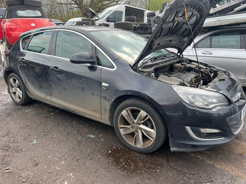 Vauxhall astra sri 2013 - vauxhall,