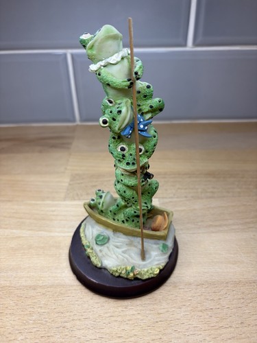 Frog figurine rowing - rowing, frogs