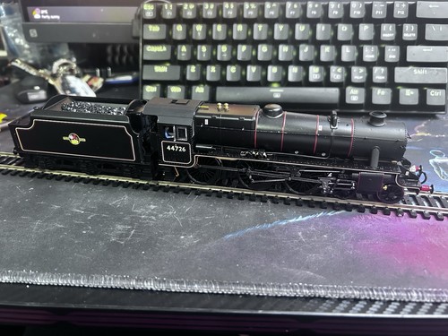 Hornby r30225ss black - black, steam