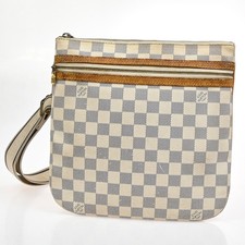 LOUIS VUITTON Pochette
