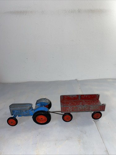 Crescent toys fordson tractor - fordson,