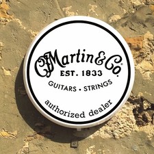 MARTIN GUITARS STRINGS LED