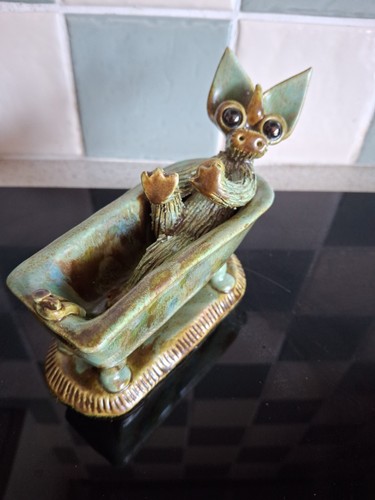 Yare designs pottery dragon - pottery, in