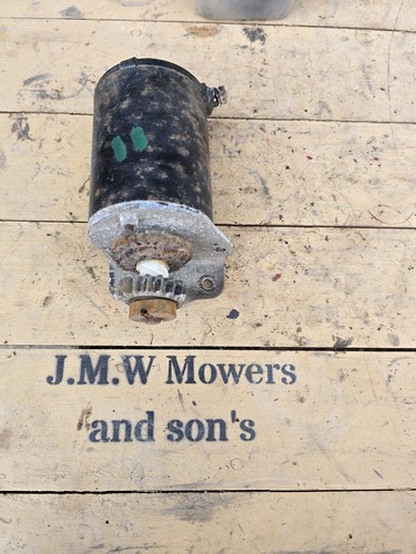 Briggs and stratton - and, starter