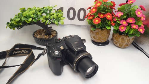 Fujifilm finepix s7000 - s7000, 6.3mp
