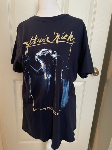 Stevie nicks official 2022 - stevie,