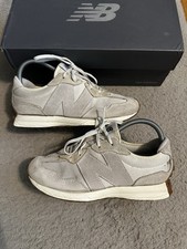 New Balance 327 Moonbeam Grey