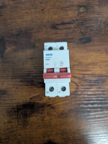 Mcg 100a pole - mcg, isolator