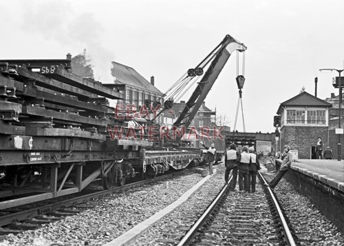 Photo newbury railway station - photo,
