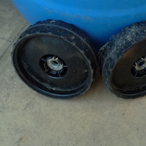 Titan lawn mower - lawn, wheels