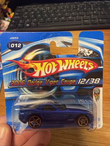 Bnib hotwheels 2006 dodge - 2006,