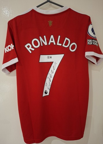 Cristiano ronaldo hand signed - hand,