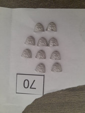 Warhammer 40k Iron Warriors Pauldrons white metal OOP