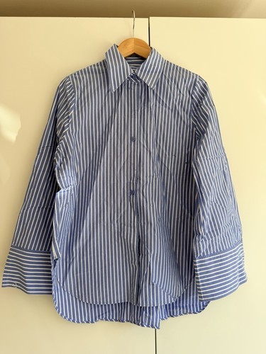 Cos blue and white - white, striped
