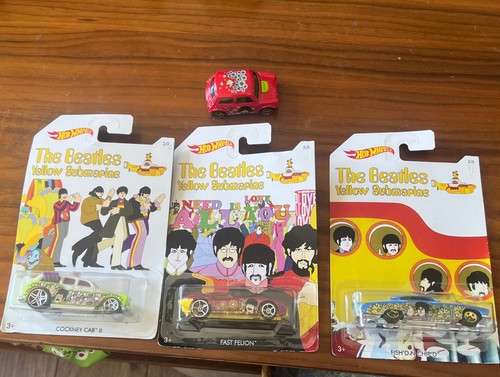 Hot wheels beatles - hot, yellow