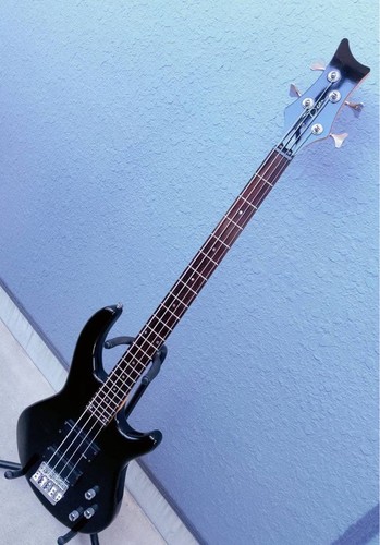 Dean edge bass - edge,