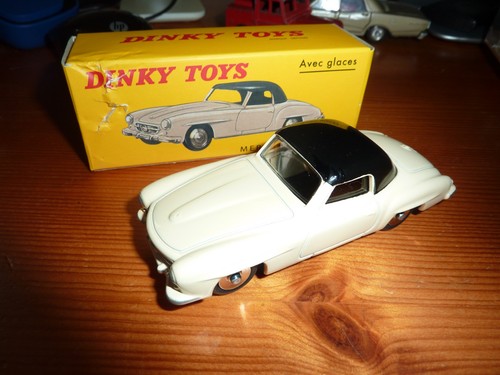 Atlas dinky toys mercedes - dinky,
