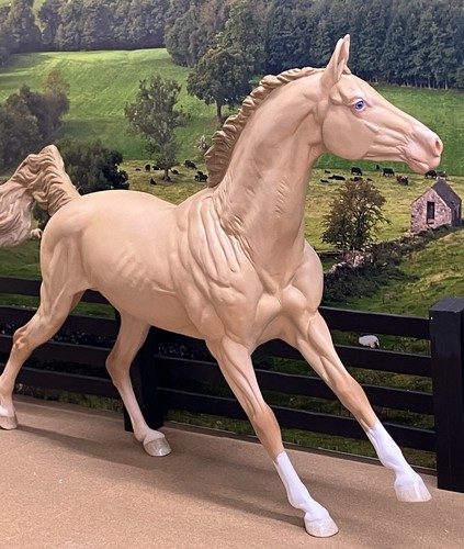 Custom breyer traditional - custom, cm
