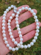 MIKIMOTO PEARL NECKLACE Silver