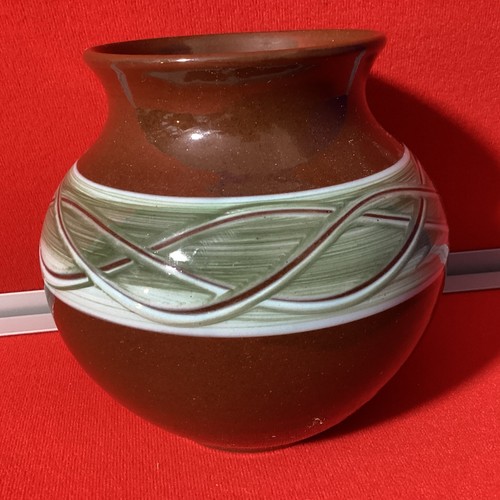 Holkham pottery vase - vase, celtic