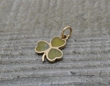 Vintage 9ct Yellow Gold Hallmarked Connemara Marble Shamrock Charm Ireland